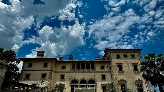 2-Day Miami Tour·Miami Beach, Vizcaya Museum and Gardens | Small Group | Free Airprot Transfer