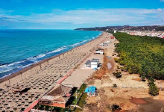 Spille Beach景点图片