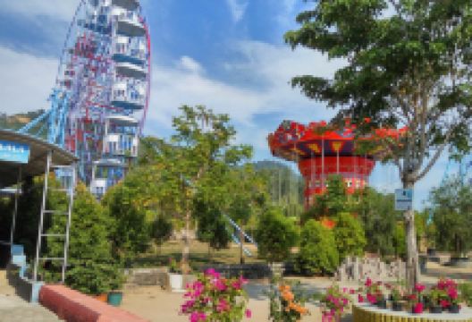 Tanjung Bajau Beach景点图片