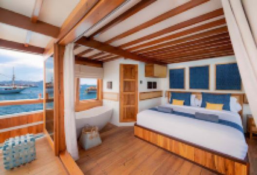 Bajo Rental - Komodo Boat Charter景点图片