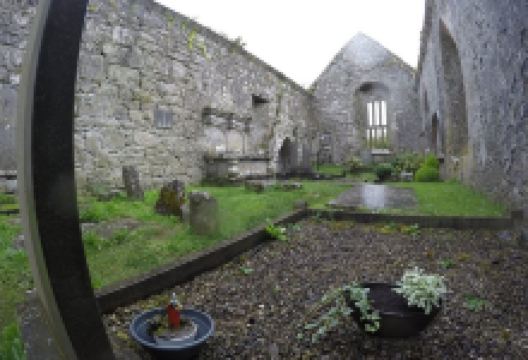 Killinaboy Church景点图片