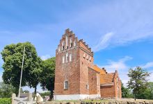 Rønninge Church景点图片