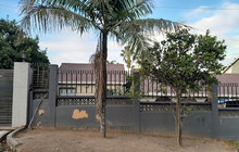 Manzini club餐厅图片