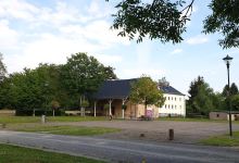 Dorfplatz Dobitschen景点图片