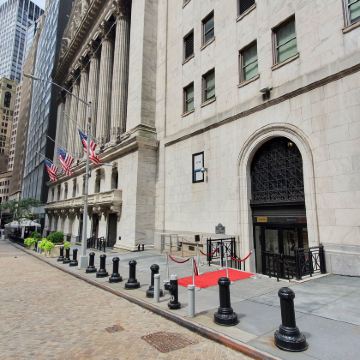 美国洛杉矶+盐湖城+黄石国家公园+纽约+费城+波士顿+尼亚加拉瀑布17日跟团游