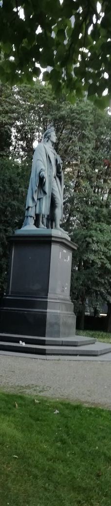 席勒雕像-法兰克福