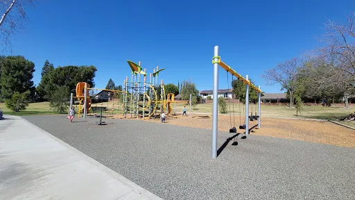 Fairmont Knolls Park