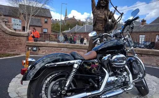 Bon Scott Statue