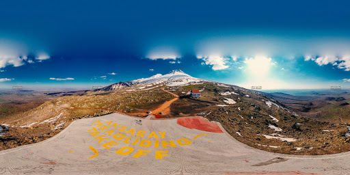 PARAGLIDING TAKE OFF餐厅图片