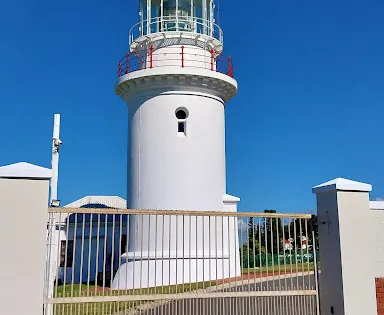 Hood Point Lighthouse