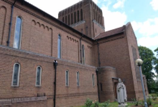The Catholic Church of the Sacred Heart and Saint Teresa景点图片