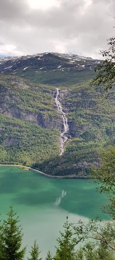 Tjørnadalsfossen-奥达