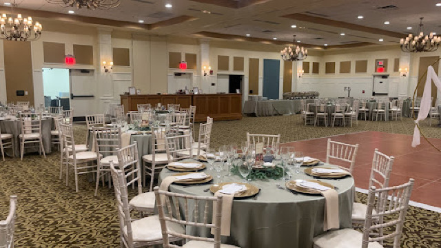 The Greens at Irem Clubhouse餐厅图片