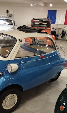 Kaáli Autó-Motor Múzeum-巴拉顿菲赖德区