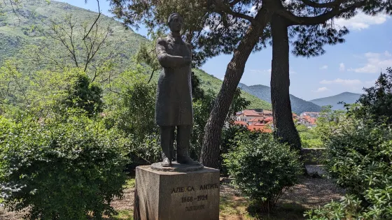 Aleksa Šantic Monument