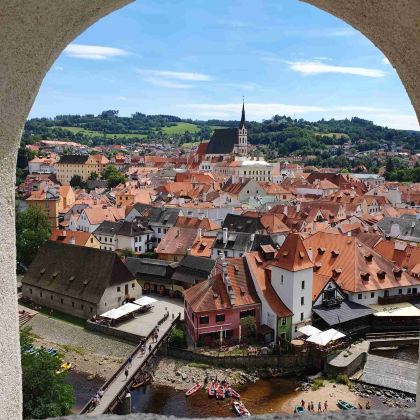 斯洛文尼亚+意大利多洛米蒂山脉+德国+捷克+奥地利+匈牙利12日10晚私家团