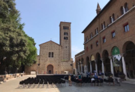 但丁墓景点图片