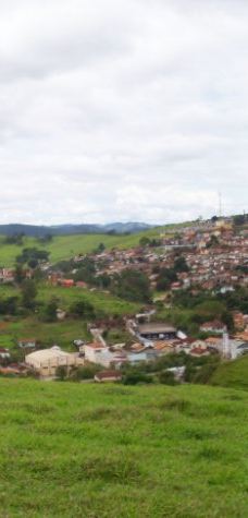 Boy Monument Porteira-Ouro Fino