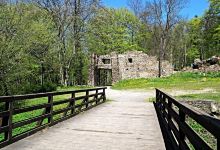 Hasištejn Castle景点图片