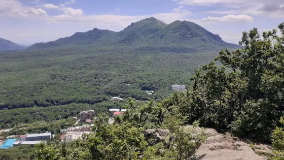 Zheleznaya Mountain