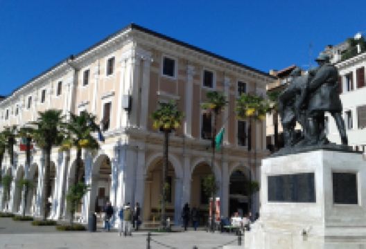 Palazzo della Magnifica Patria di Salo景点图片