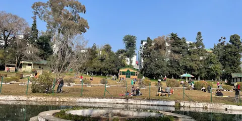 希達利夫人公園