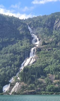 Tjørnadalsfossen-奥达