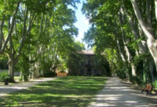 布方羊圈农舍景点图片