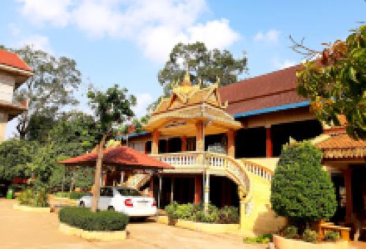 Krong Kracheh Pagoda景点图片