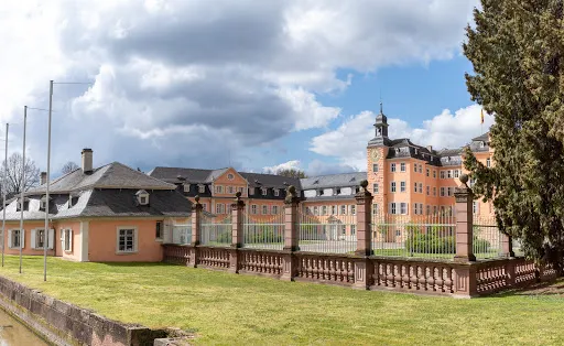 Schwetzinger Spargelfrau