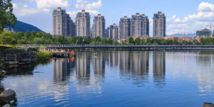 天鵝湖人民公園