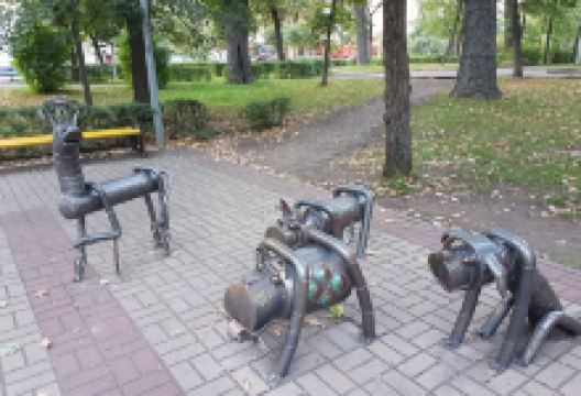 Sculpture Dogs景点图片