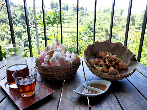 D'Lamping Coffee & Camp