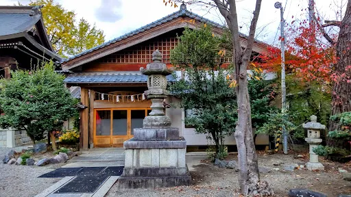 堀出神社