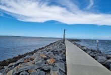 Eastwood Beach景点图片