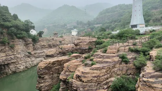 躍峯渠