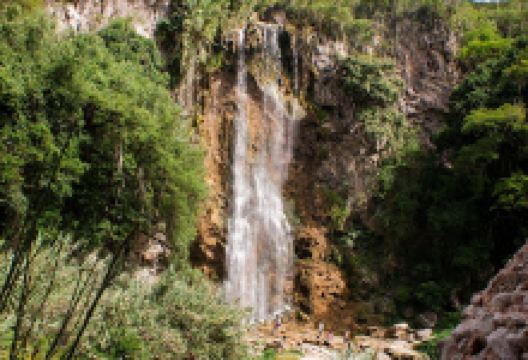 Horsetail Falls景点图片