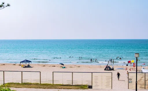 國府海水浴場