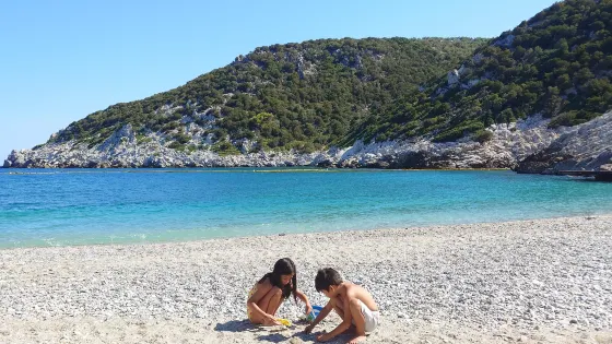 Glisteri Beach