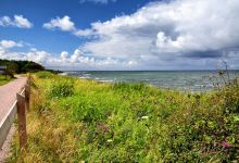 Footpath between Wustrow and Ahrenshoop景点图片