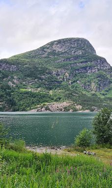 Tjørnadalsfossen-奥达