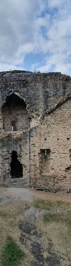 Najac Castle-纳雅克