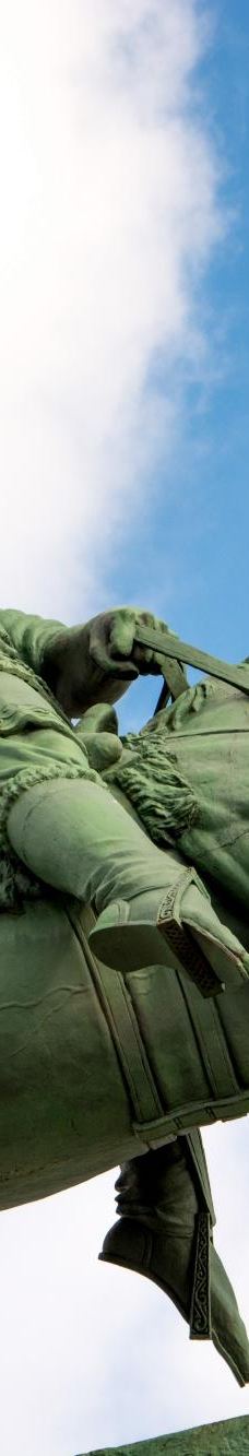 萨拉瓦特·尤拉耶夫雕像-乌法