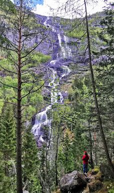 Tjørnadalsfossen-奥达