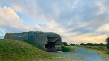 Longues-sur-Mer battery