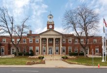 West Orange Town Hall景点图片
