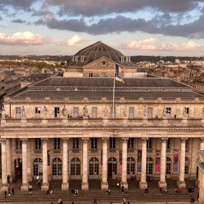 法国+卢森堡+荷兰+德国9日8晚跟团游