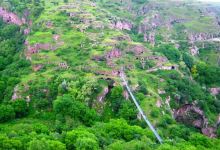 Medieval Goris Cave Dwellings景点图片