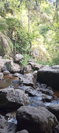 Cascade du Creux de l'Oulette-萨扬