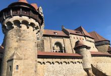 Kreuzenstein Castle景点图片